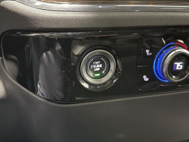 2024 GMC Sierra 1500 4WD Crew Cab Short Box Elevation with 3VL