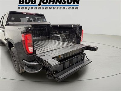 2024 GMC Sierra 1500 4WD Crew Cab Short Box Elevation with 3VL