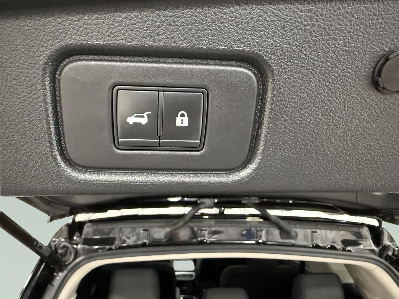 2022 Nissan Pathfinder SV 4WD