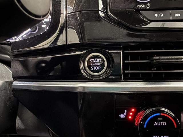 2022 Nissan Pathfinder SV 4WD