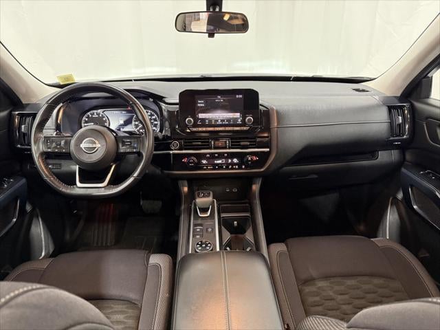 2022 Nissan Pathfinder SV 4WD