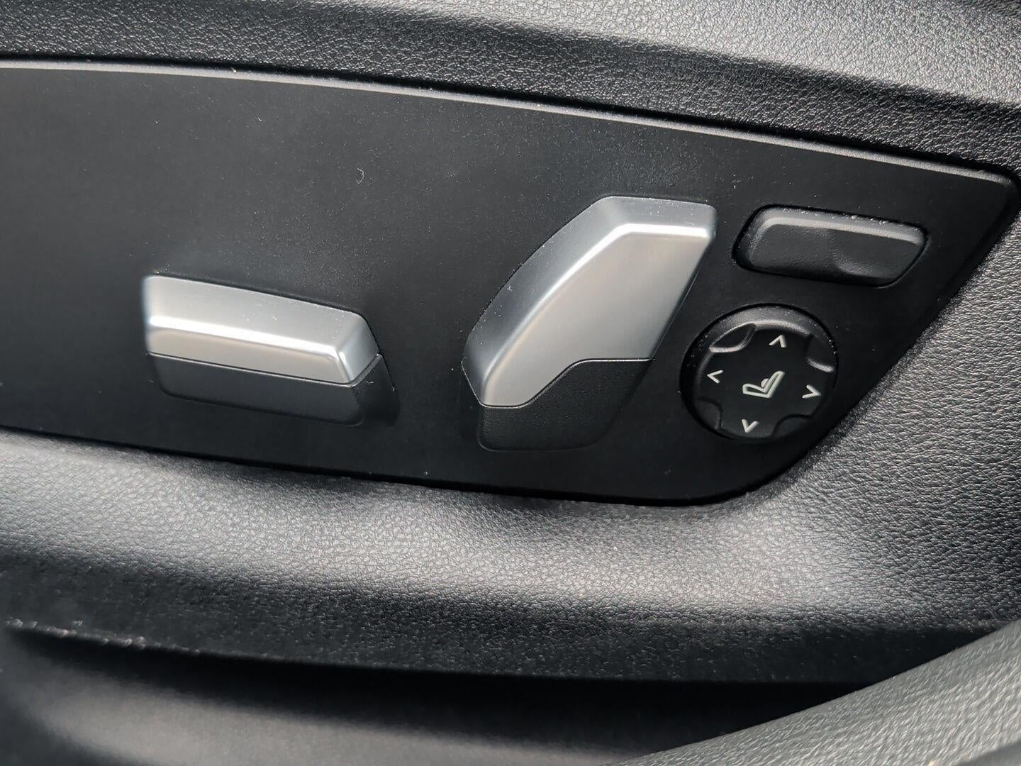 2019 BMW 5 Series 530i xDrive