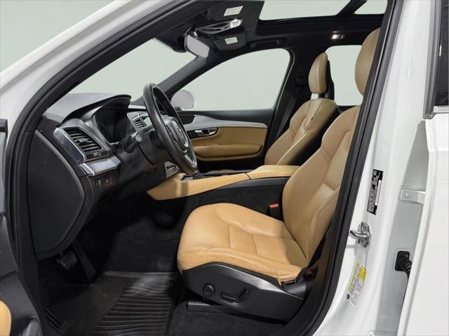 2018 Volvo XC90 T6 Momentum