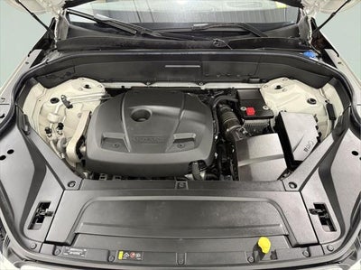 2018 Volvo XC90 T6 Momentum
