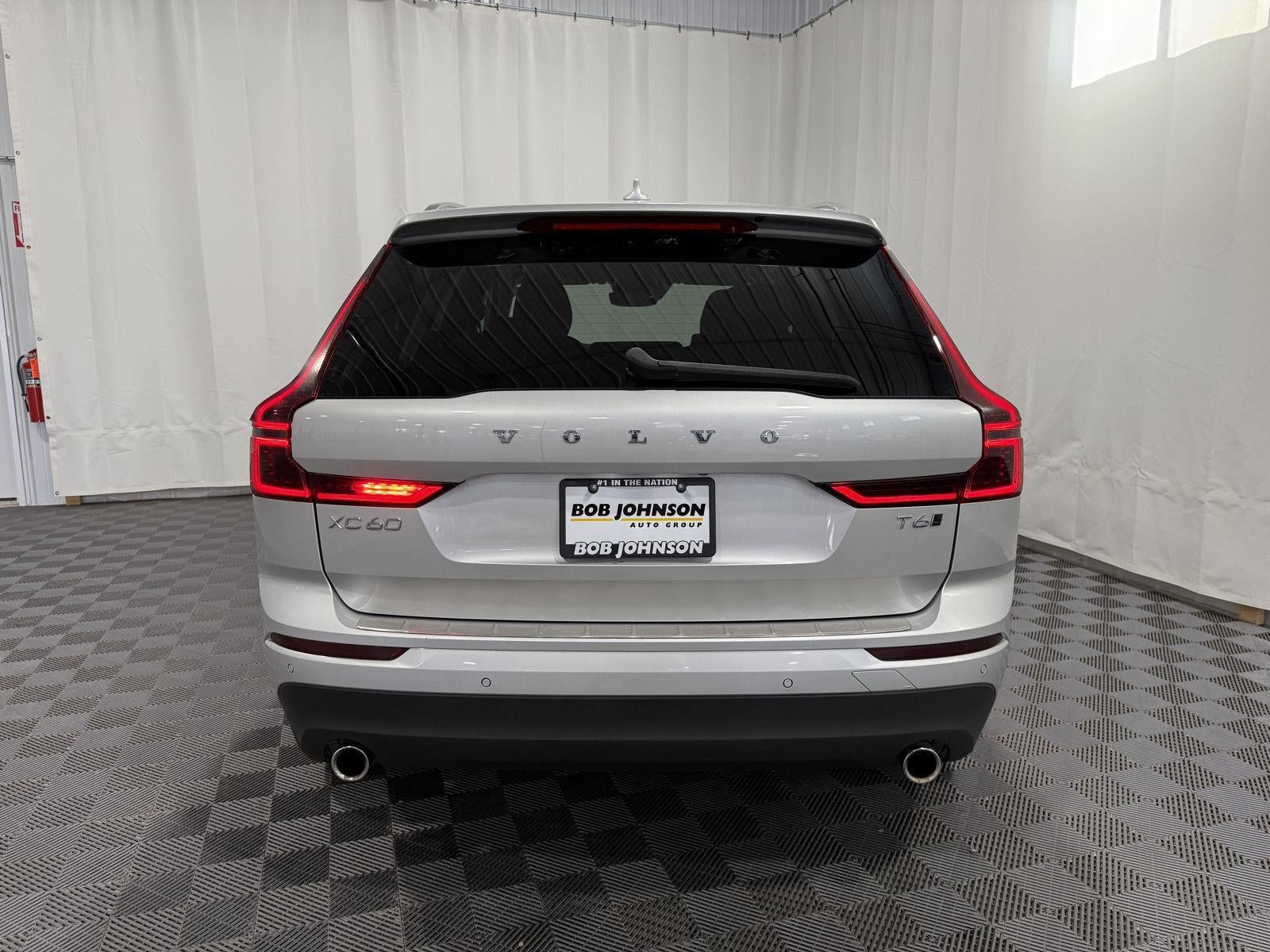 2021 Volvo XC60 T6 Momentum