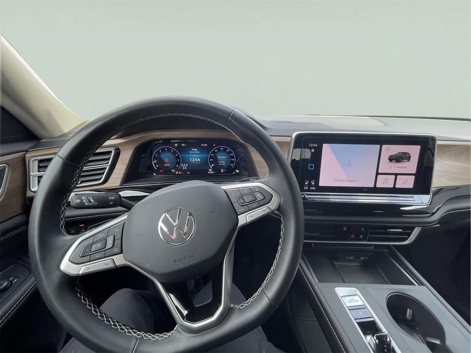2024 Volkswagen Atlas 2.0T SE