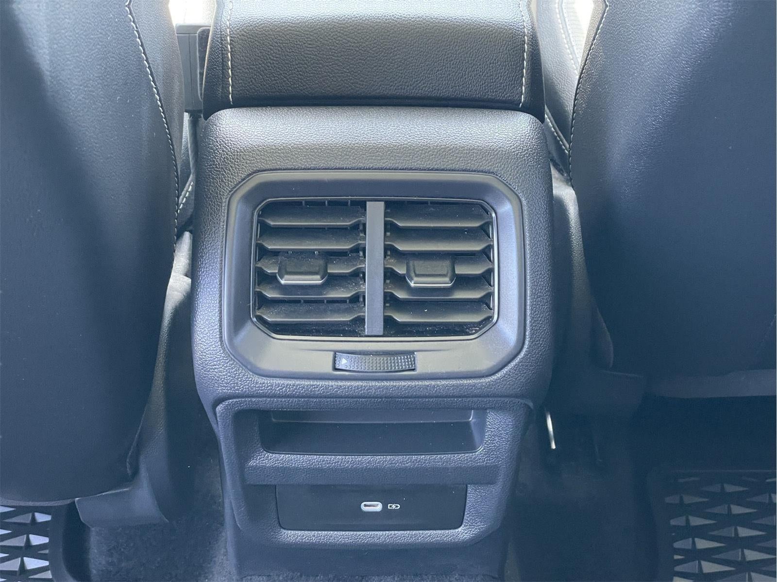 2023 Volkswagen Taos SEL