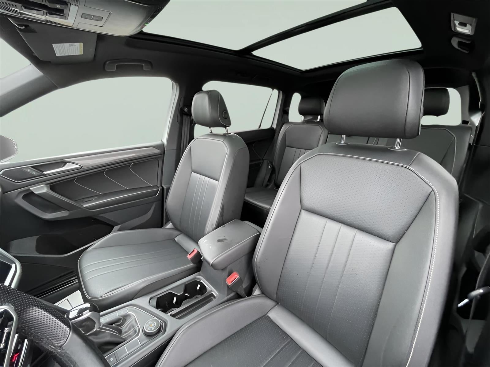 2022 Volkswagen Tiguan SE R-Line Black