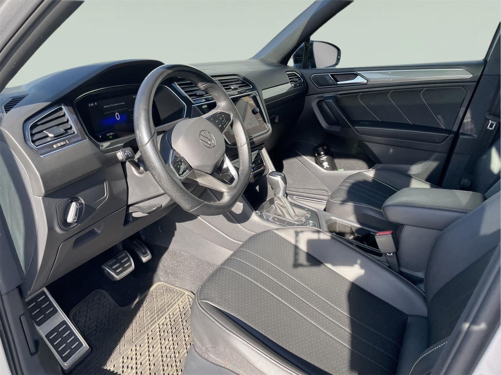 2022 Volkswagen Tiguan SE R-Line Black