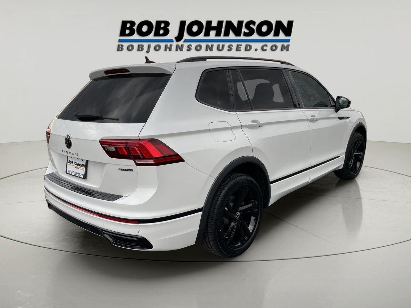 2023 Volkswagen Tiguan SE R-Line Black