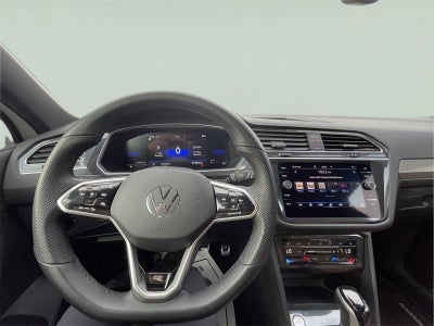 2023 Volkswagen Tiguan SE R-Line Black