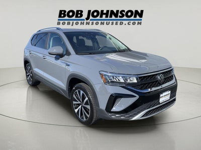 2023 Volkswagen Taos SE