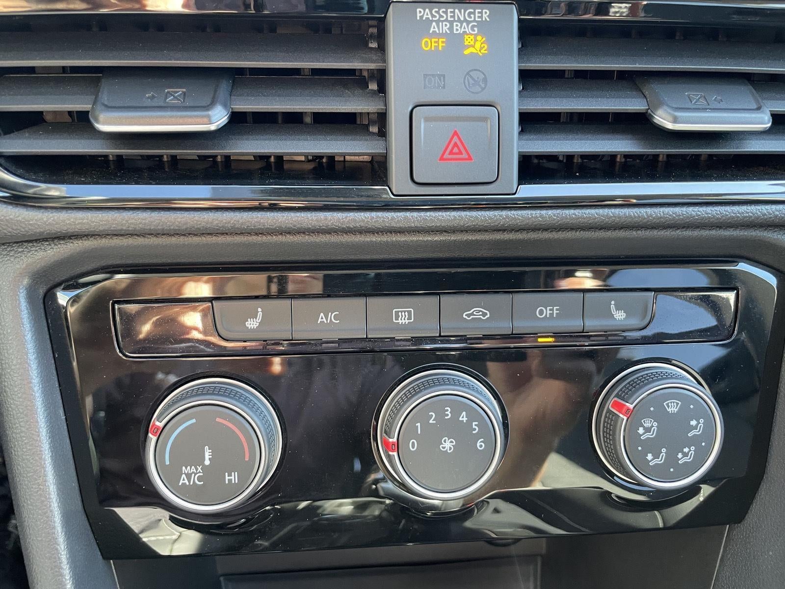 2023 Volkswagen Taos SE