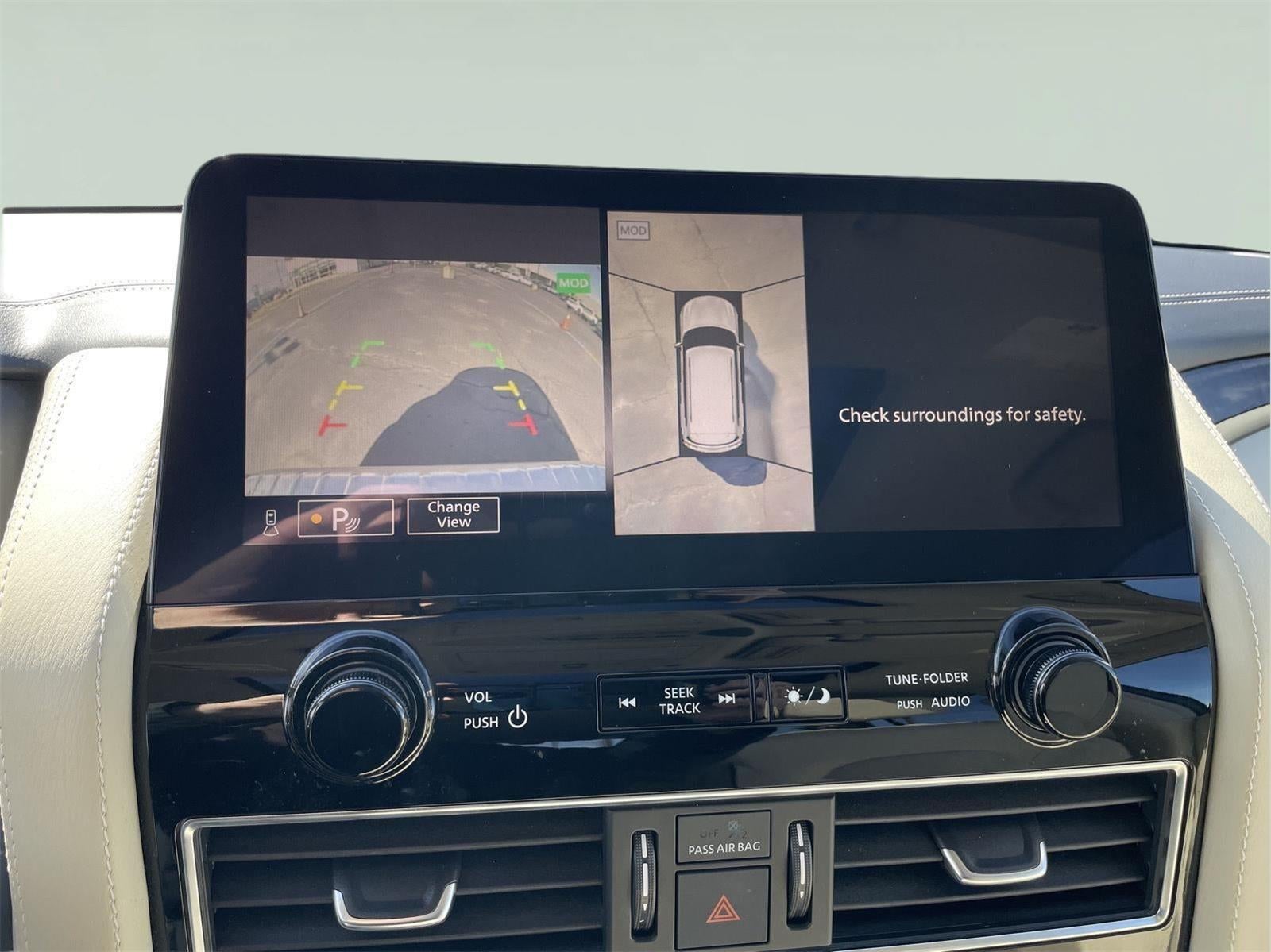 2022 INFINITI QX80 LUXE