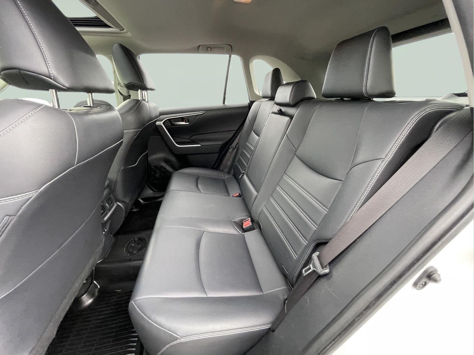 2019 Toyota Rav4 XLE Premium
