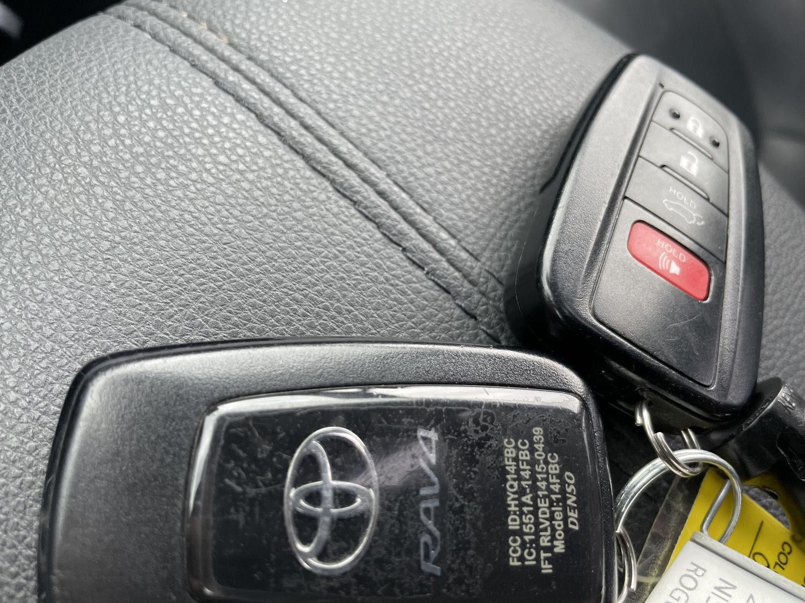 2019 Toyota Rav4 XLE Premium