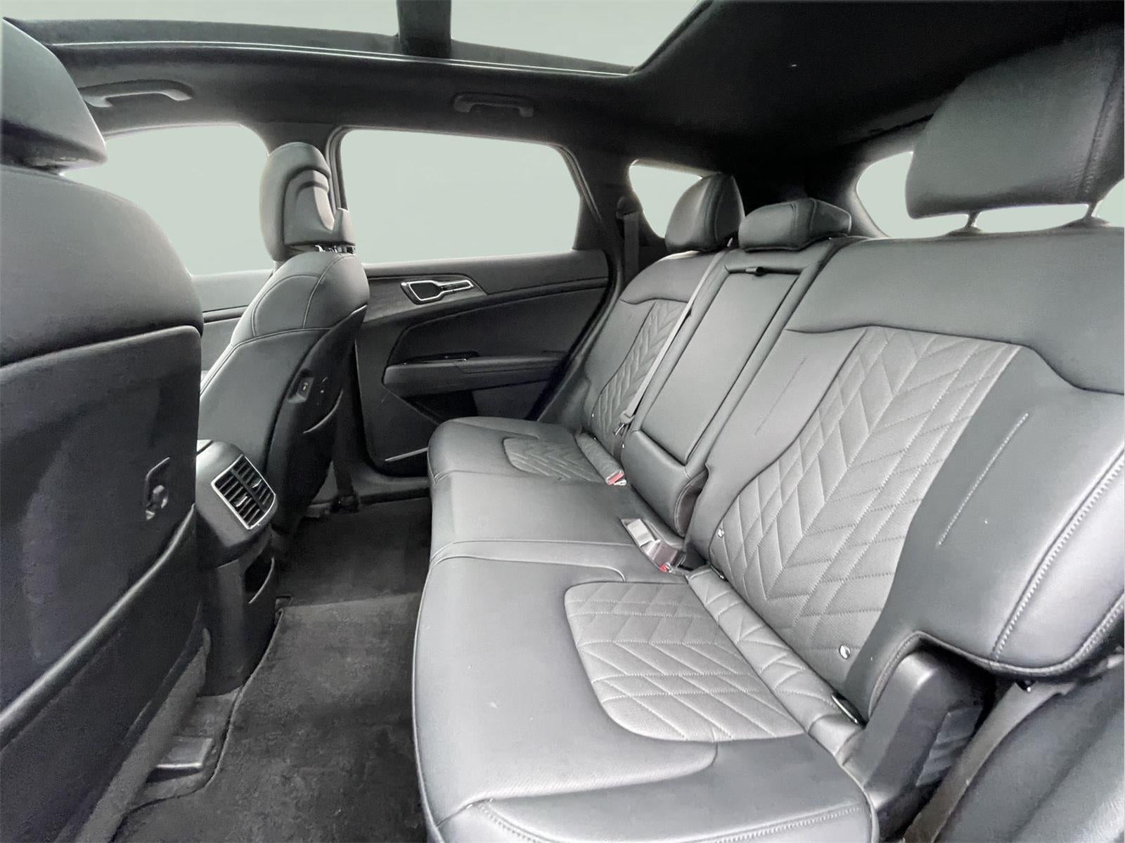 2025 Kia Sportage Plug-In Hybrid X-Line