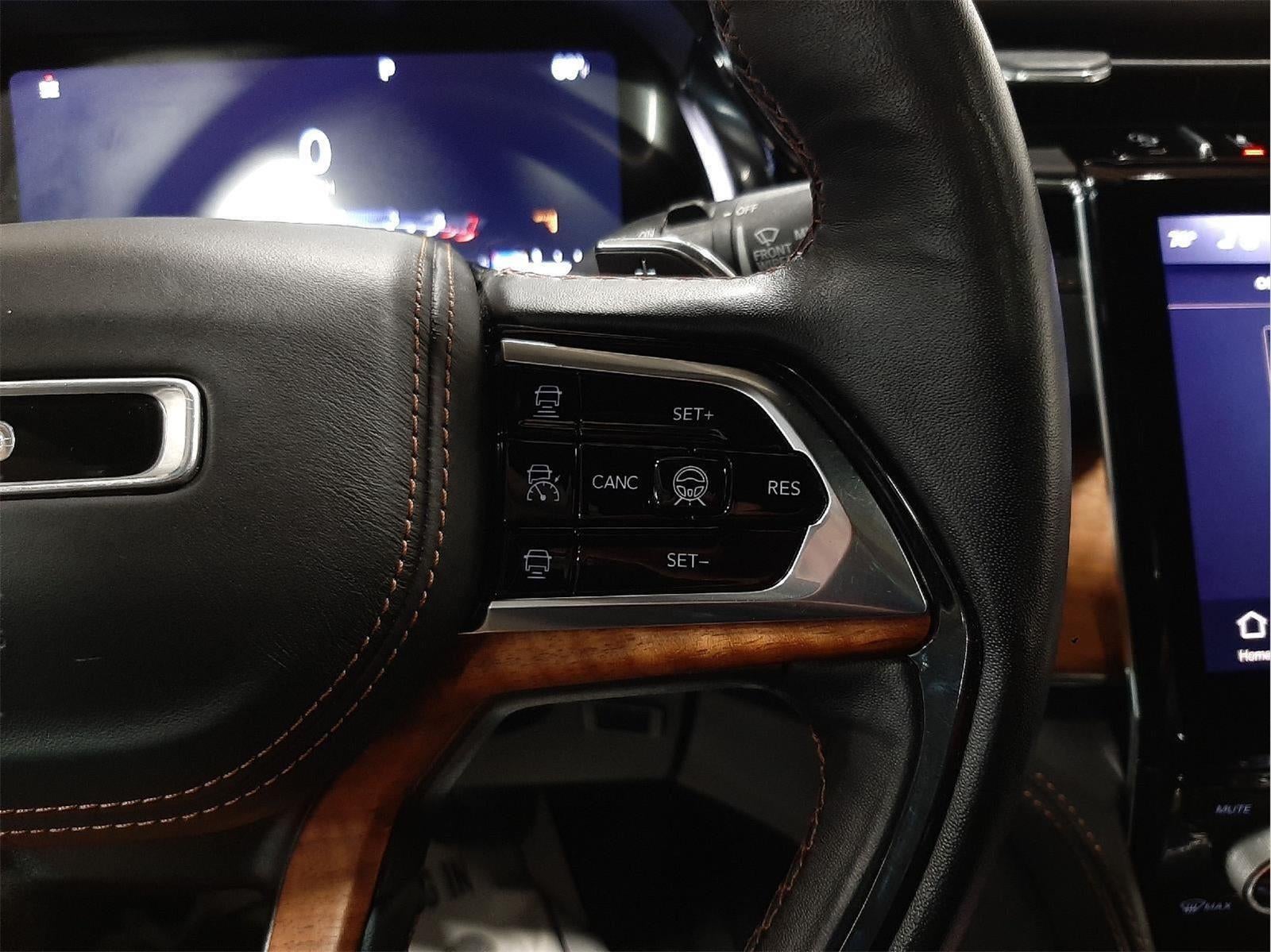 2023 Jeep Grand Cherokee Summit Reserve