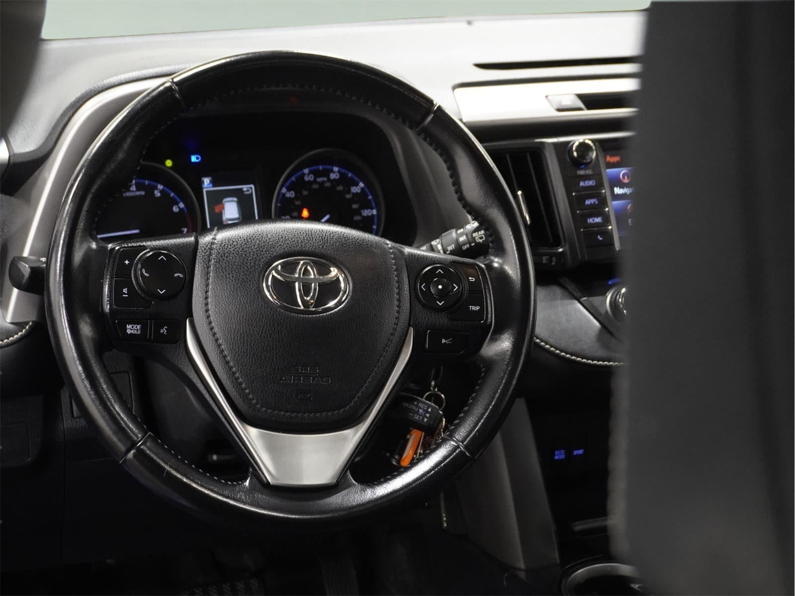 2017 Toyota RAV4 XLE